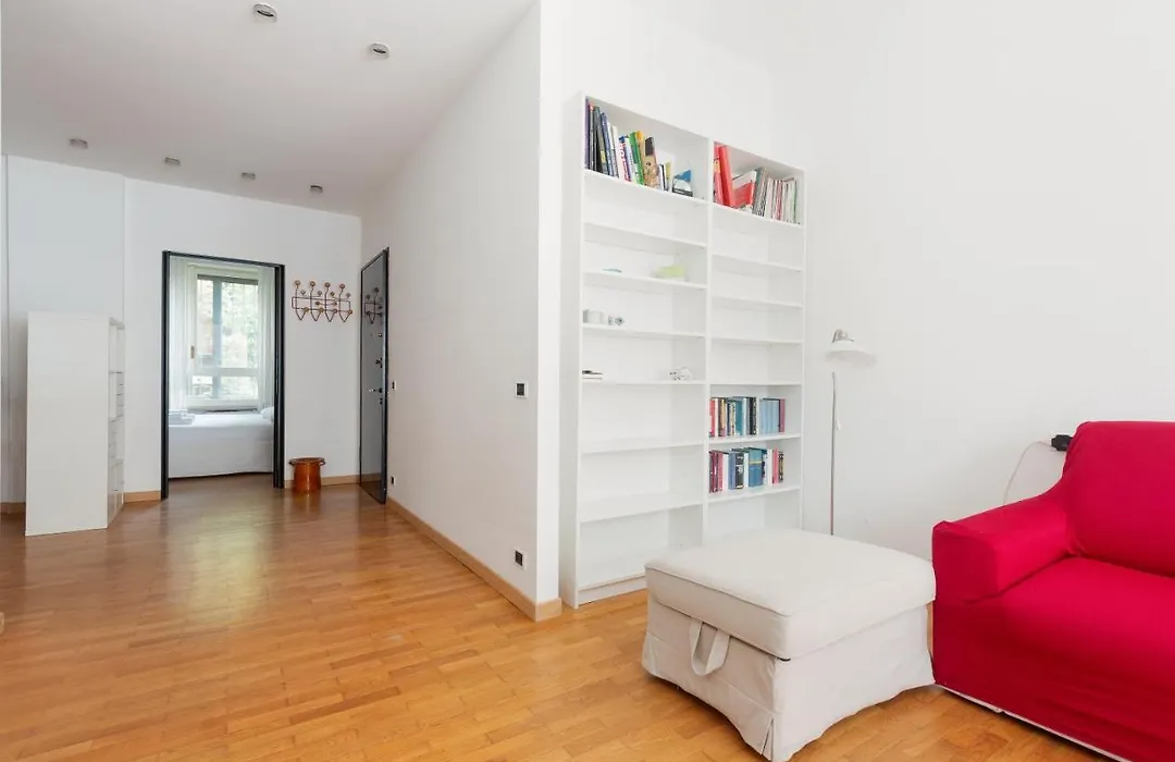 Guesthost - Buonarroti Bright Apartment-1
